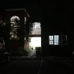 Apartment St Michaels, Kingston